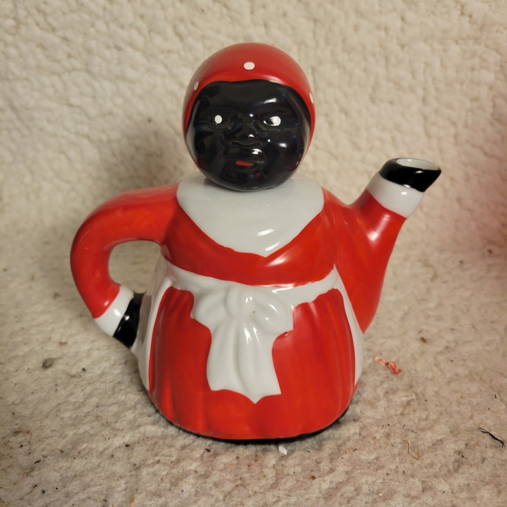 Vintage Black Americana Mammy Figural Ceramic Teapot Red White Folk Art 5"